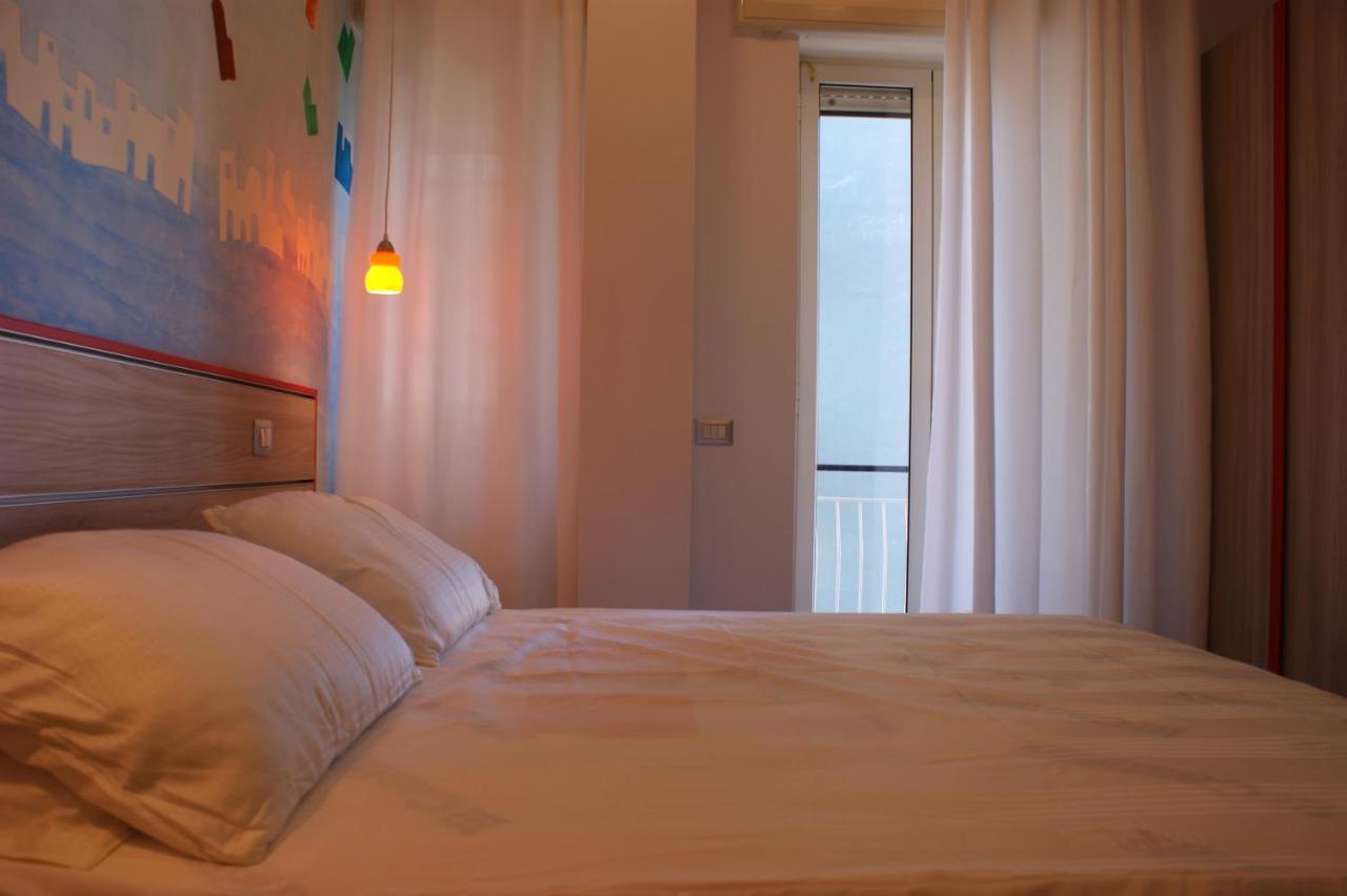 Isole 2* Napoli