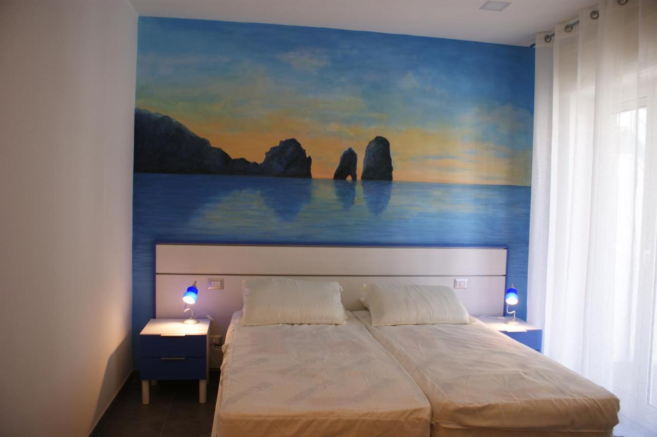 Isole 2* Napoli